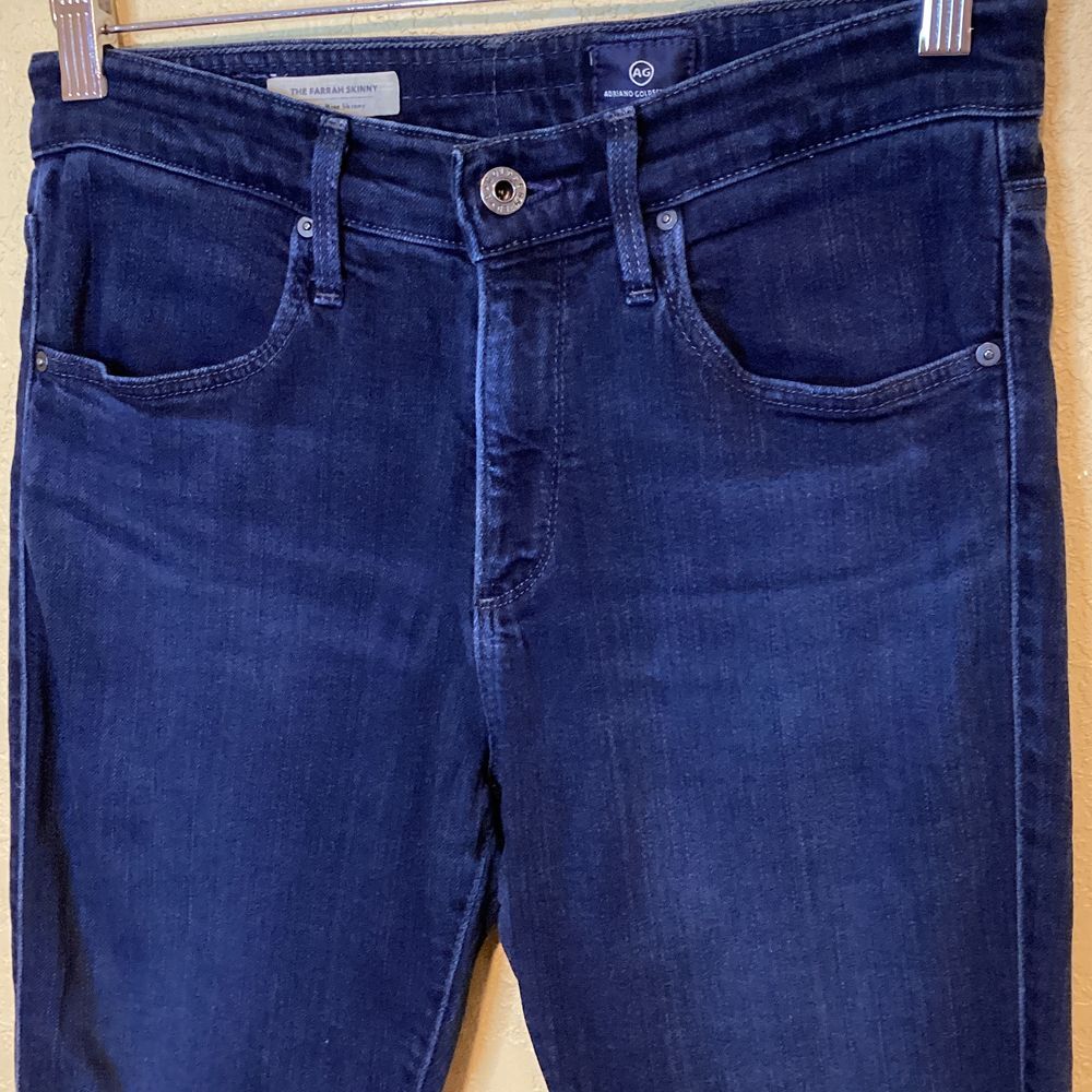 Adriano Goldschmied Dark Wash, The Farrah Skinny, high rise jeans, size 29R - Picture 2 of 9